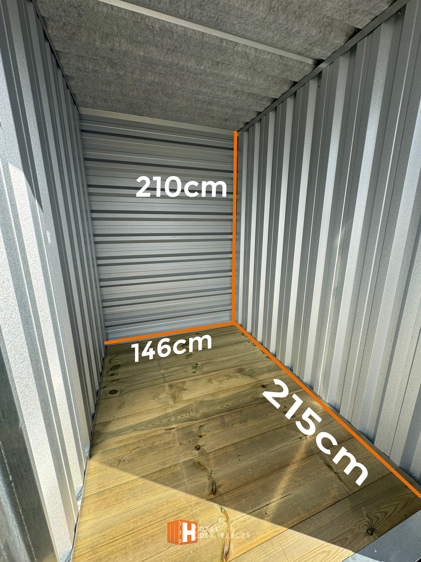 Zdjęcie magazunu na wynajem o powierzchni 3mkw z zaznaczonymi wymiarami.