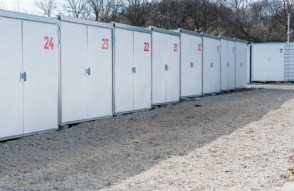 Magazyny od 19 do 24 - powierzchnia 9mkw - dwudrzwiowe